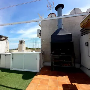 Barbacoa + Vistas Al Mar + Playa + Piscina. Appartement Salou